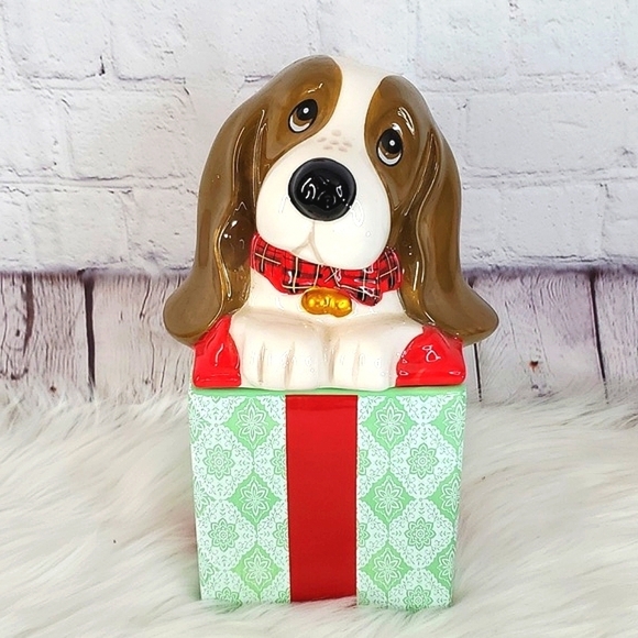 RARE Pioneer Woman Christmas Present Ceramic Charlie Basset Hound Dog Cookie Jar - Picture 3 of 17